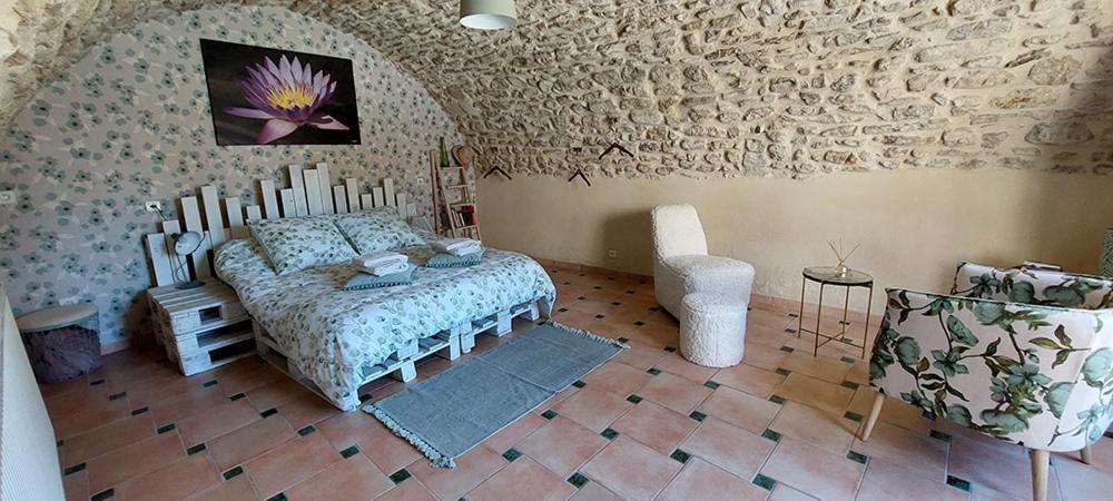 La Maison Wisteria Saint-Pantaléon-les-Vignes Εξωτερικό φωτογραφία