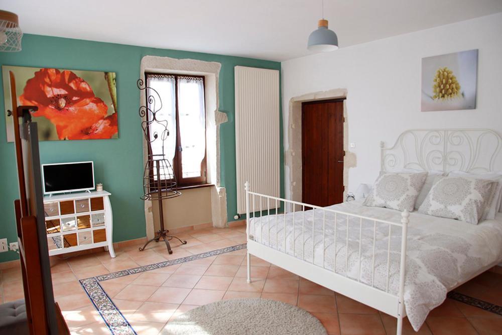 La Maison Wisteria Saint-Pantaléon-les-Vignes Εξωτερικό φωτογραφία
